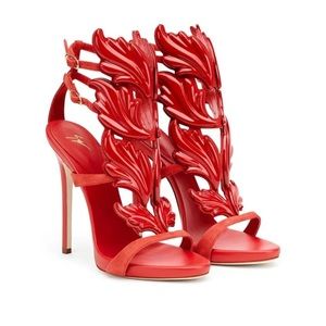 Giuseppe Zanotti
Cruel panel-detail heeled sandals